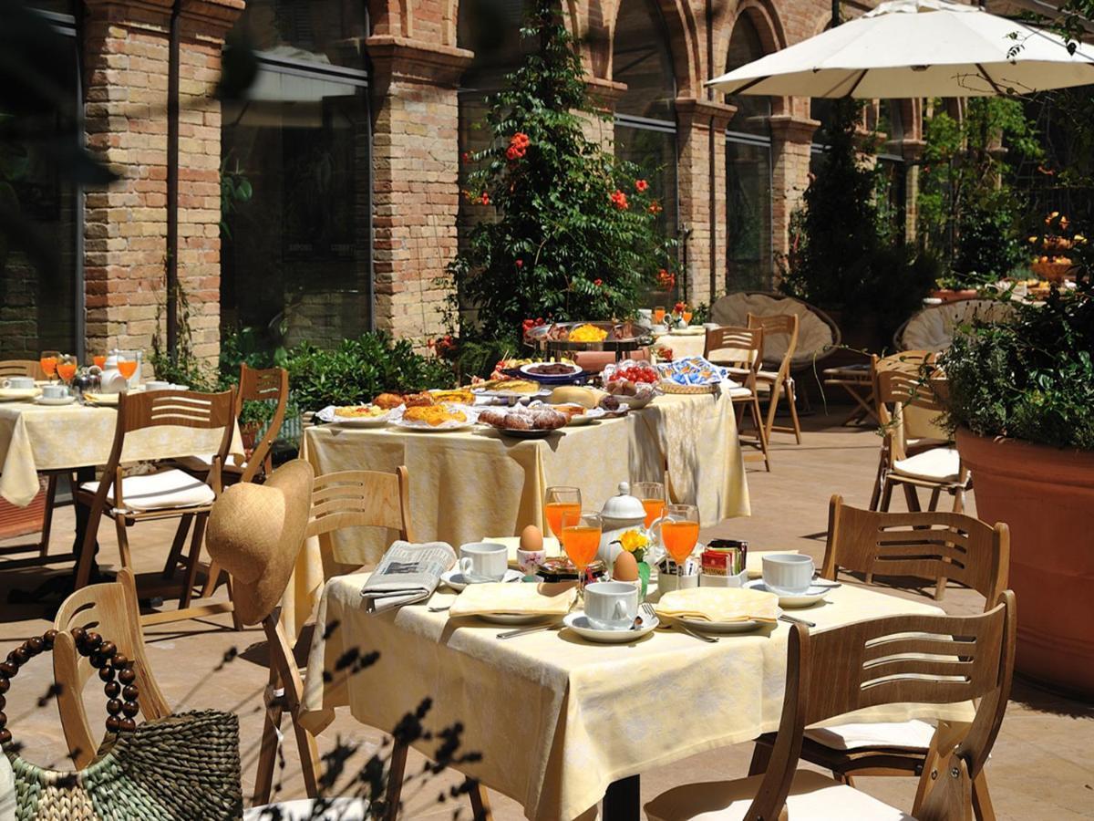 Albergo San Domenico Urbino Eksteriør billede